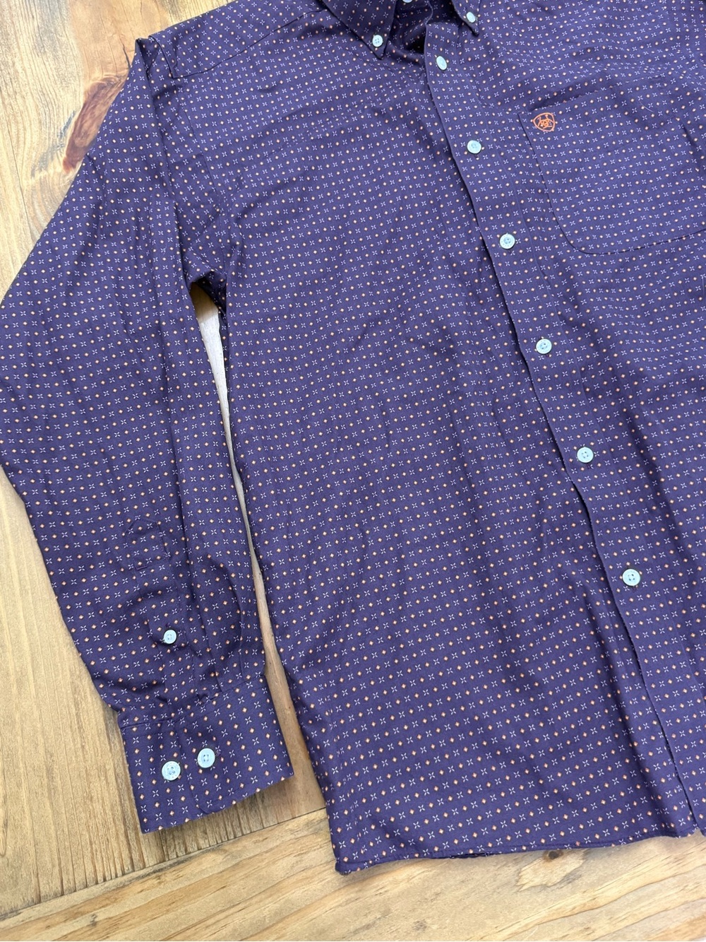 ARIAT MEN'S GEO PRINT WRINKLE FREE WESTERN SHIRT - Picture 3 of 8